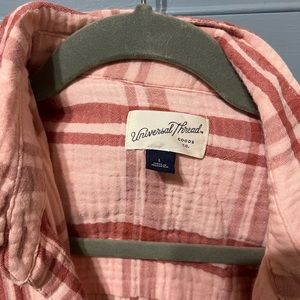 Universal Thread flannel, Size: Large